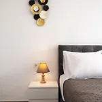 Apartment Mare - Elegant Beachfront *
