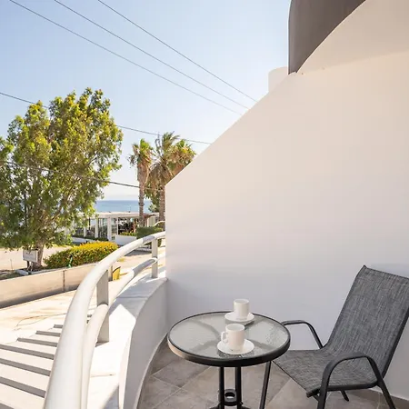 Mare - Elegant Beachfront Appartamento *