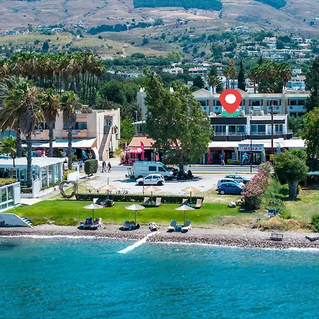 Apartment Mare - Elegant Beachfront *